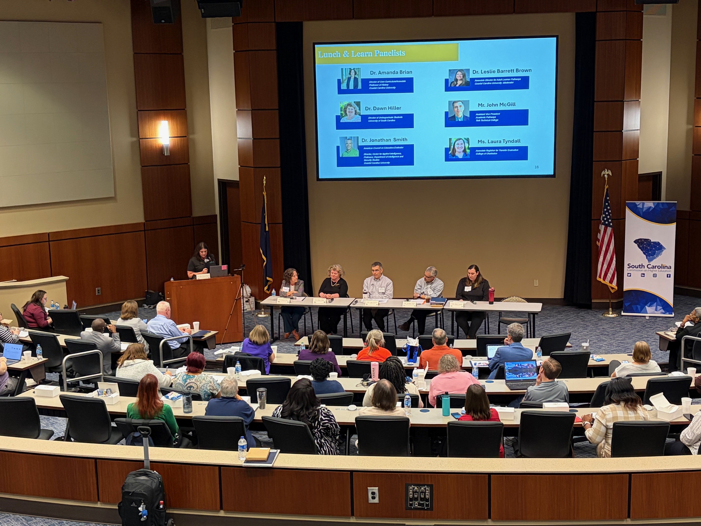 Panelists answer questions on evaluating military experi